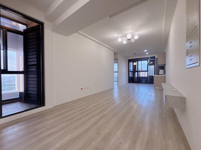 中壢過嶺景觀2房車位