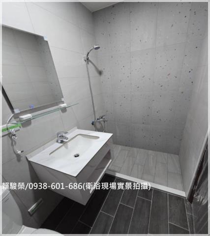 中壢體育園區邊間透天