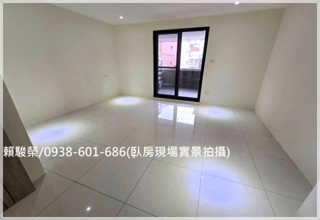 龍潭交流道大路寬透天