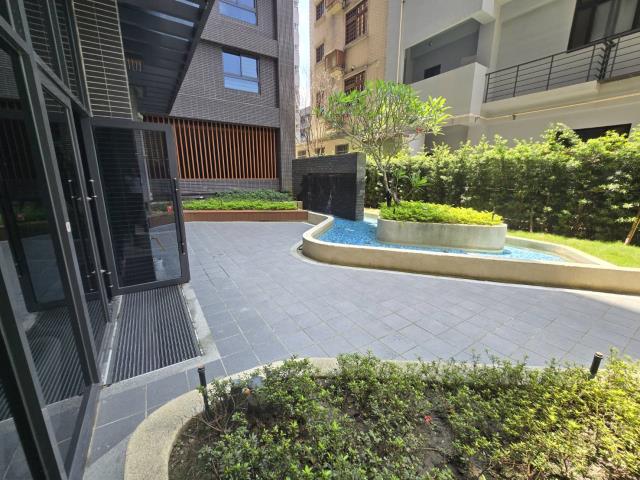 中壢青埔站前2房平車